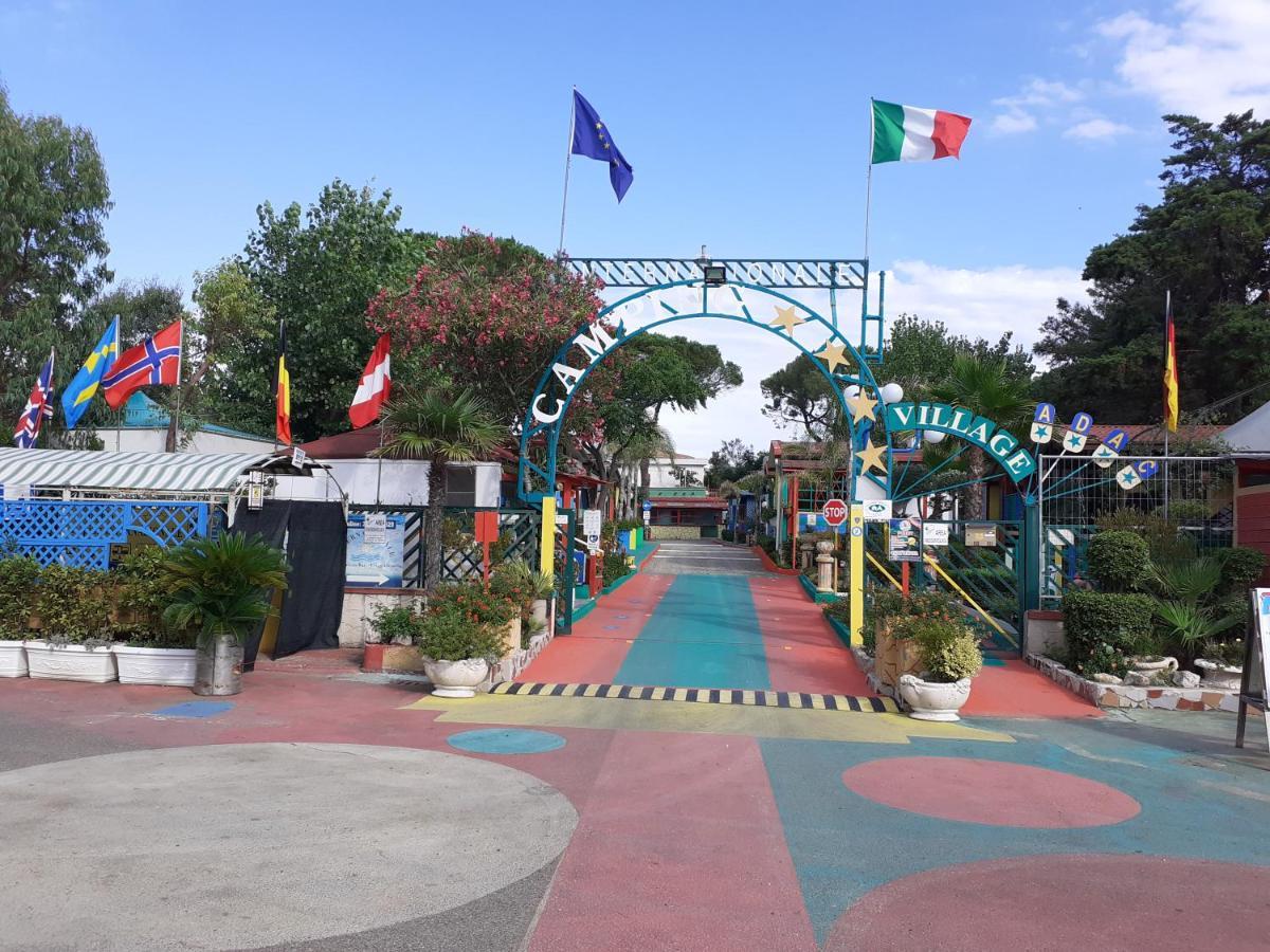 Camping Village Internazionale Metaponto Exterior foto