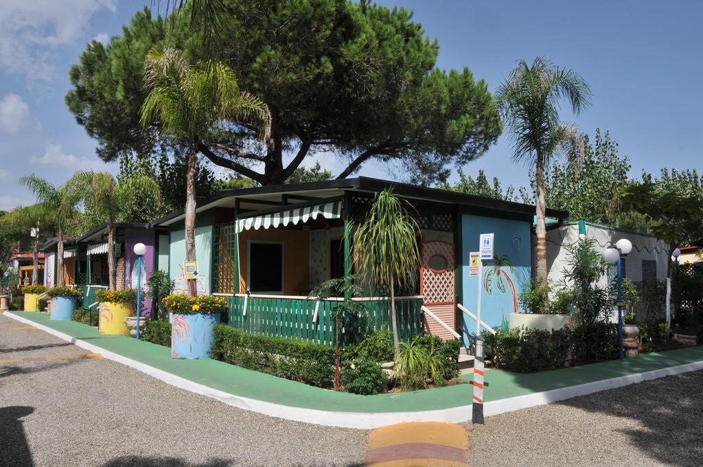 Camping Village Internazionale Metaponto Cameră foto
